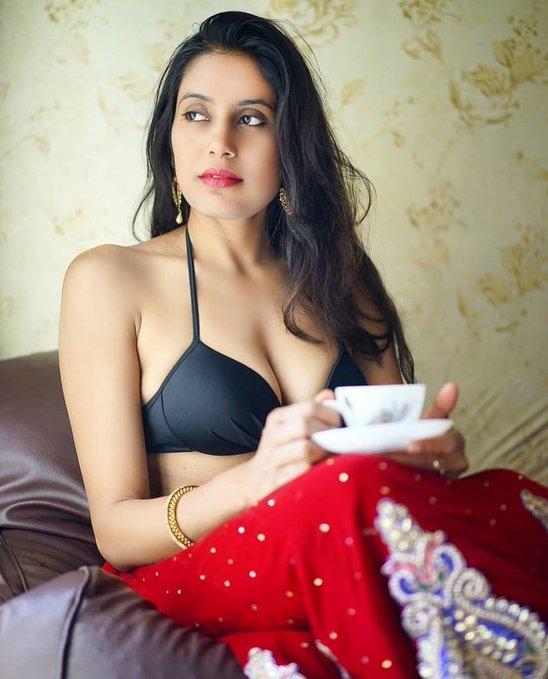 Surat call girls provide sexual services at a reasonable price 